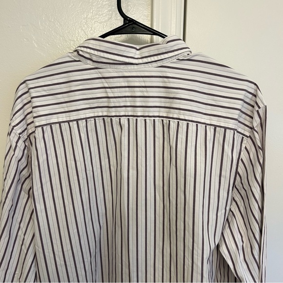 Levi's Classic One Pocket Men's XL Striped Button Down Shirt - White and Purple - Picture 11 of 12